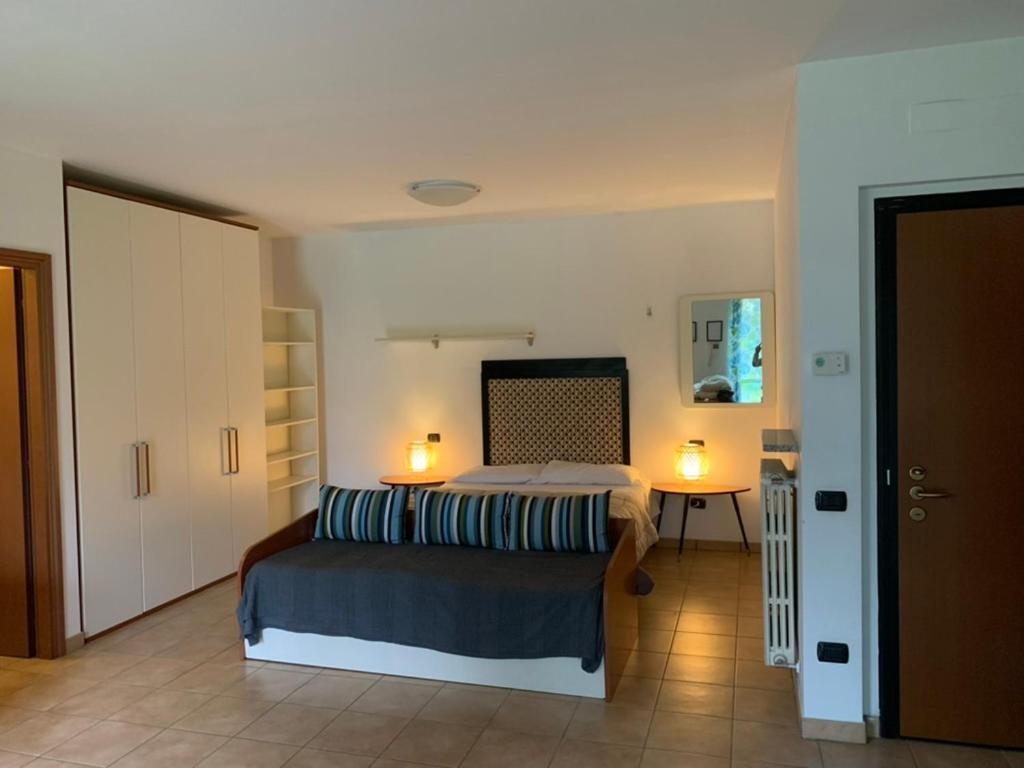 Mood - Flarer 21 Apartment Pavia Luaran gambar