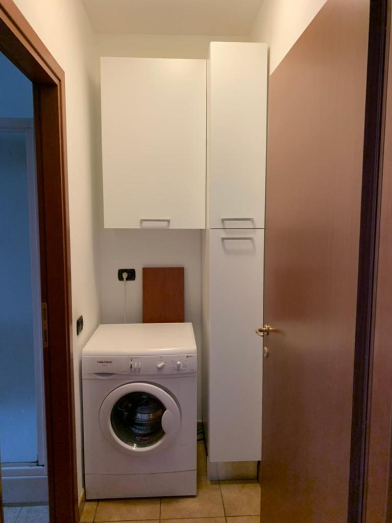 Mood - Flarer 21 Apartment Pavia Luaran gambar