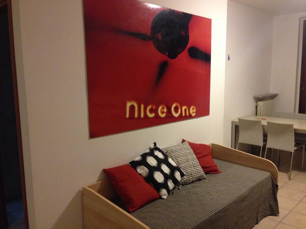 Mood - Nice One Apartment Pavia Luaran gambar